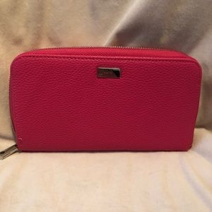 All About The Benjamin’s Wallet by Jewell